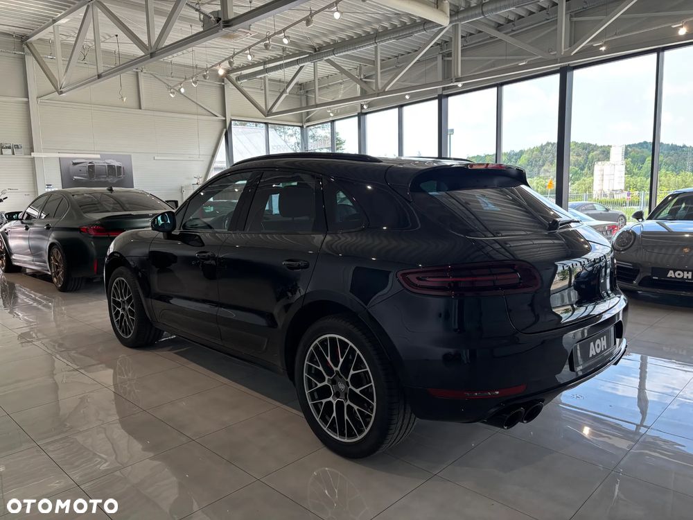 Porsche Macan - 5
