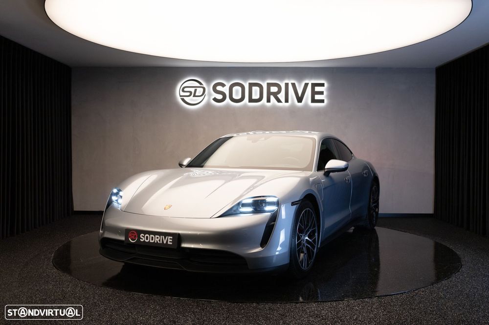 Porsche Taycan 4S Bateria Performance Plus - 17