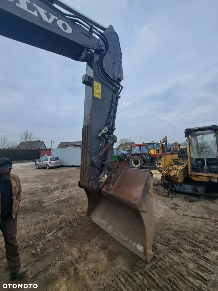 Volvo EC250DL - 3