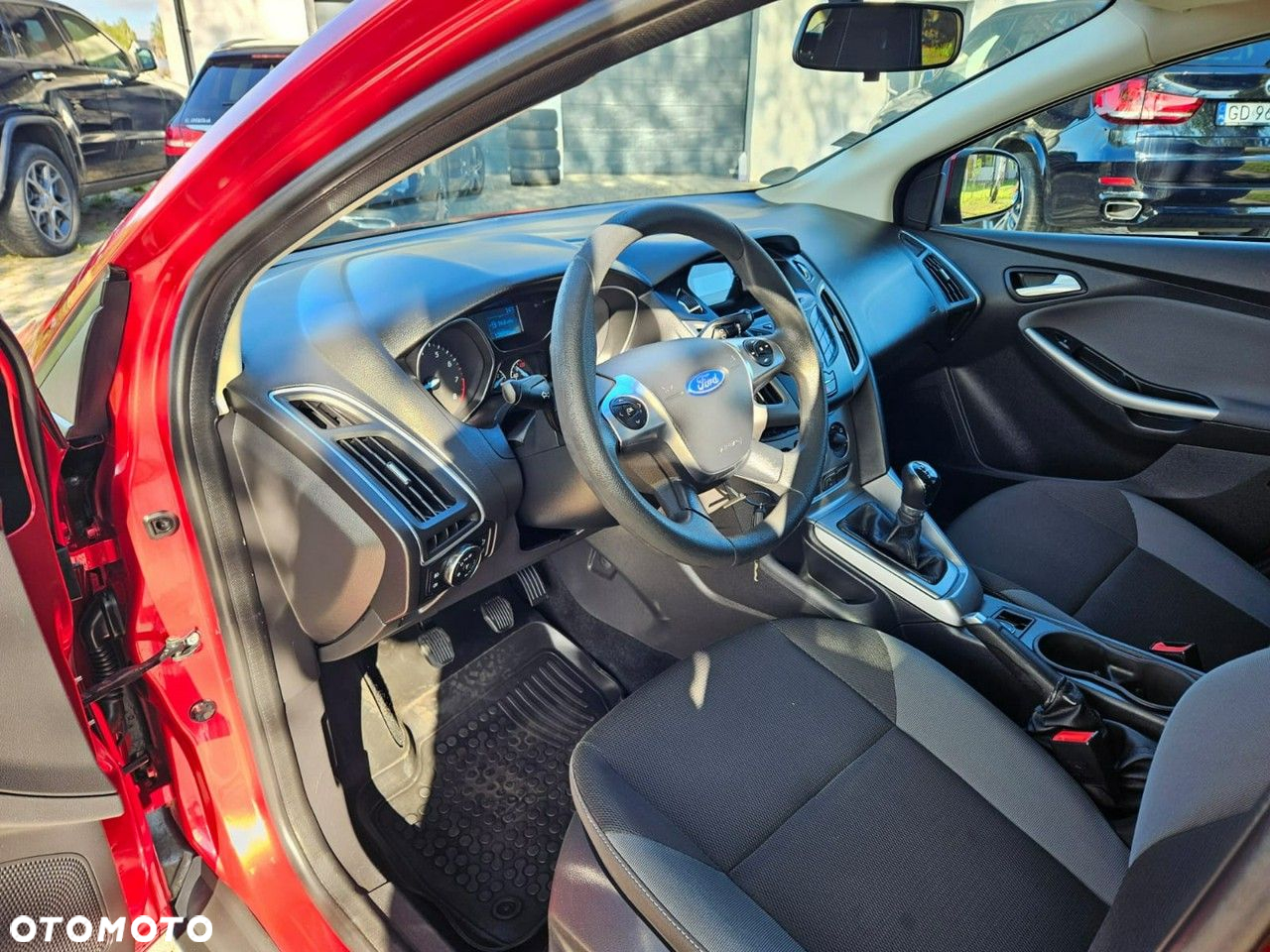 Ford Focus - 12