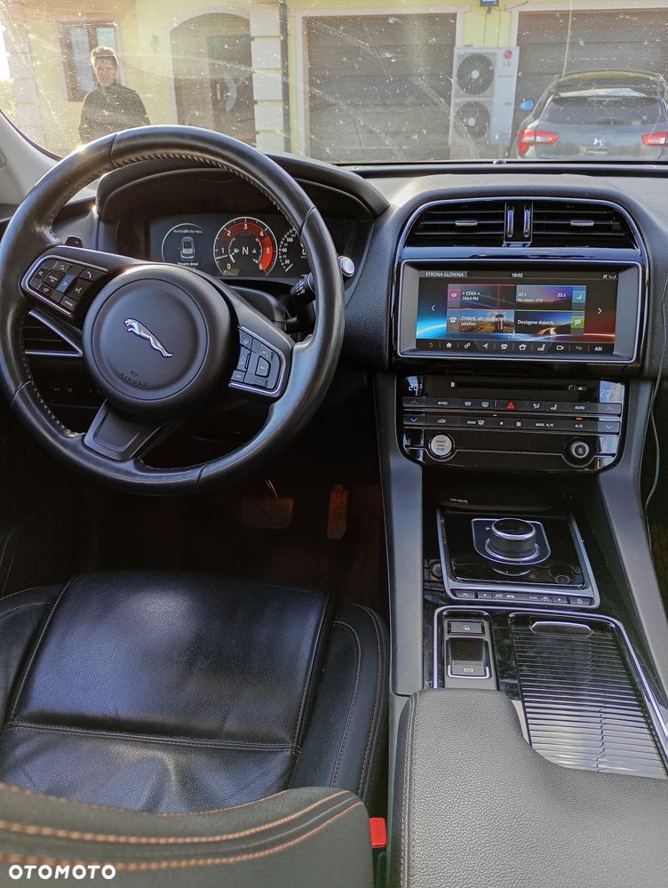 Jaguar F-Pace 3.0 TDV6 AWD Prestige - 17