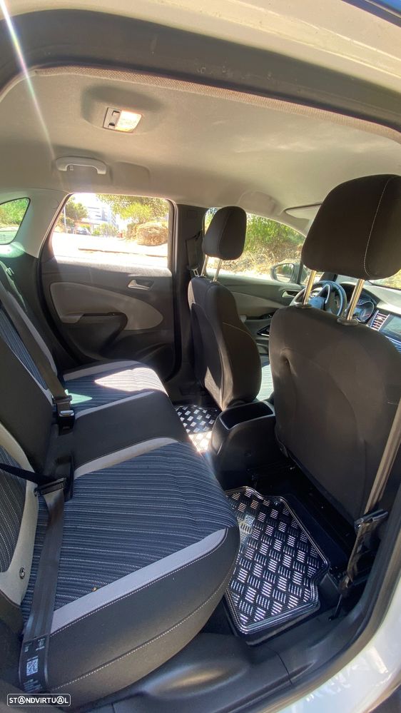 Opel Crossland X - 12