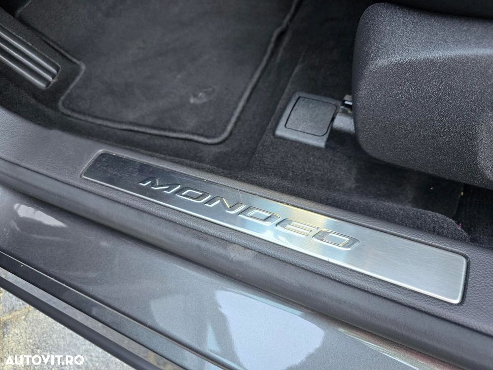 Ford Mondeo 2.0 TDCi Powershift Titanium - 21