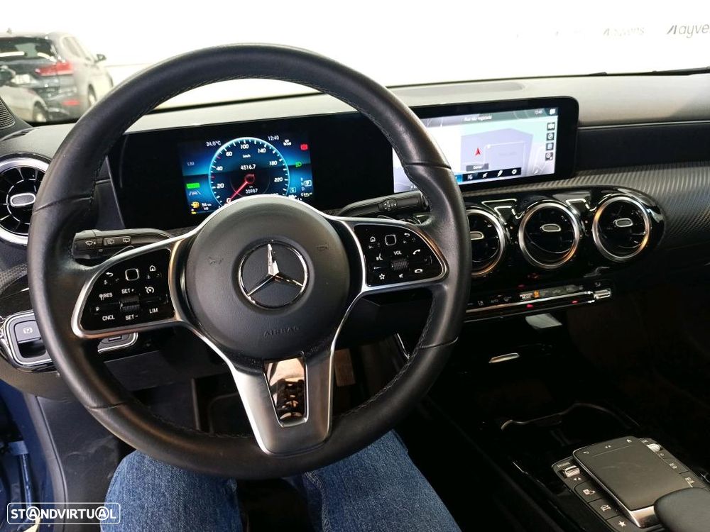 Mercedes-Benz A 250 e Style Plus - 8