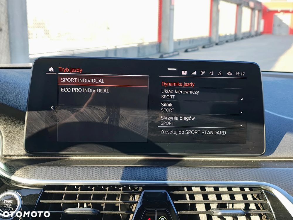 BMW Seria 5 530d xDrive mHEV M Sport sport - 25