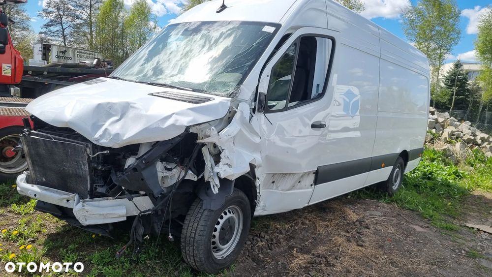 Mercedes-Benz Sprinter - 6