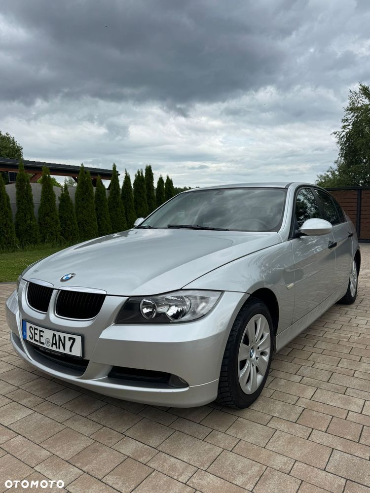 BMW Seria 3 320i - 2