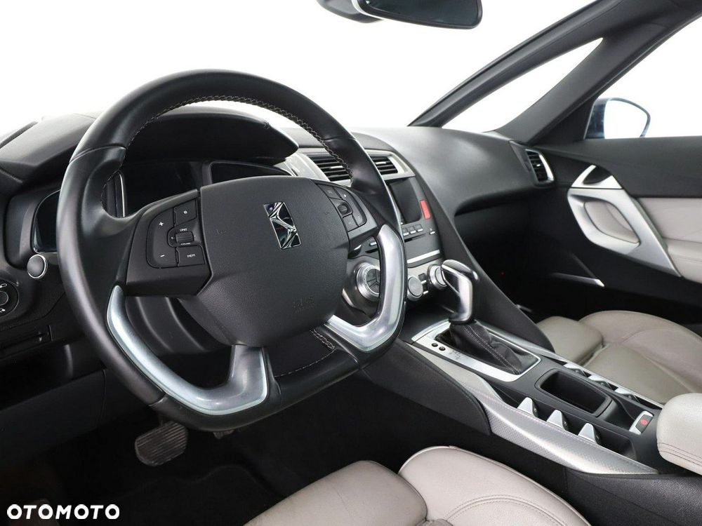 DS Automobiles DS 5 - 15