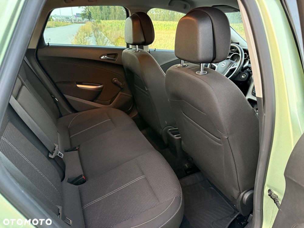 Opel Astra 1.4 Turbo - 13
