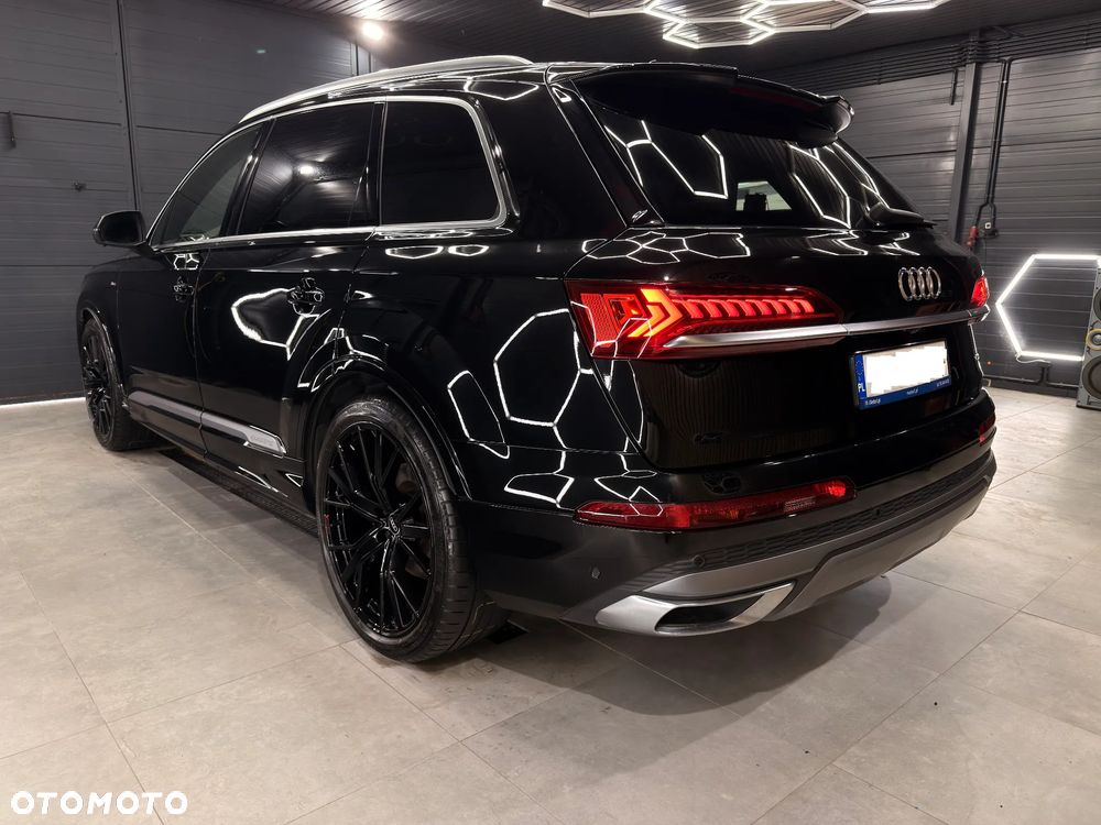 Audi Q7 - 4