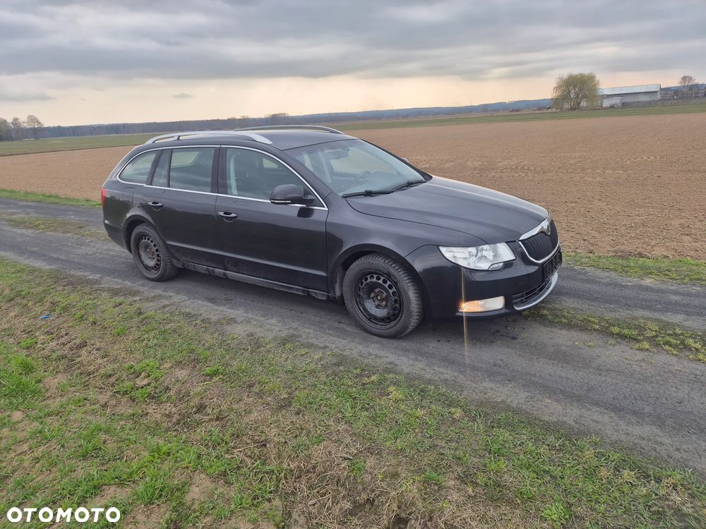 Skoda Superb 1.6 TDI GreenLine - 10