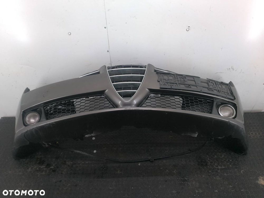 ZDERZAK PRZÓD ALFA ROMEO 159 565/A - 8