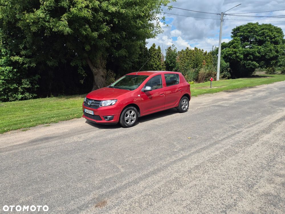Dacia Sandero 1.2 16V 75 Essentiel - 16