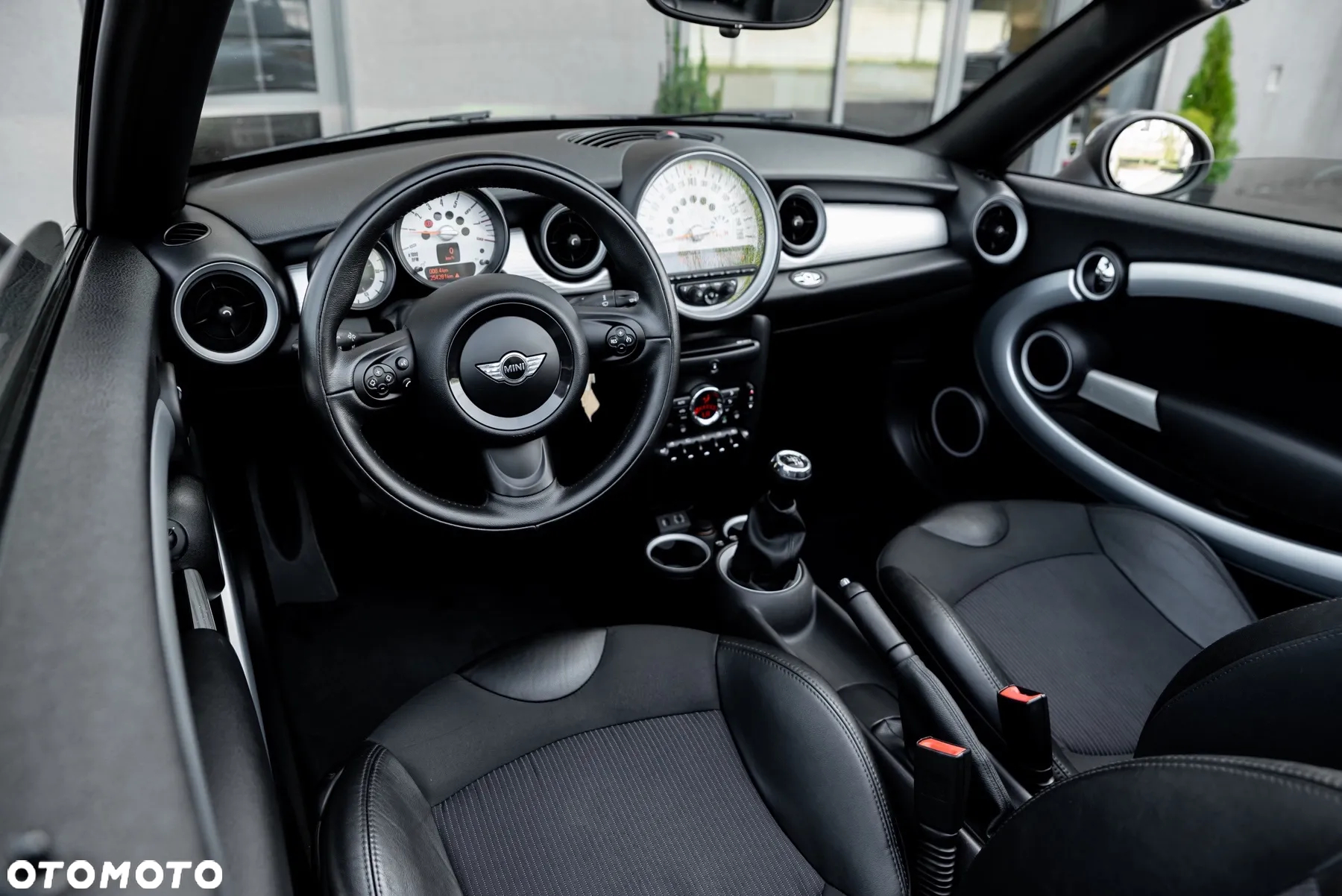 MINI Cooper Cabrio - 22