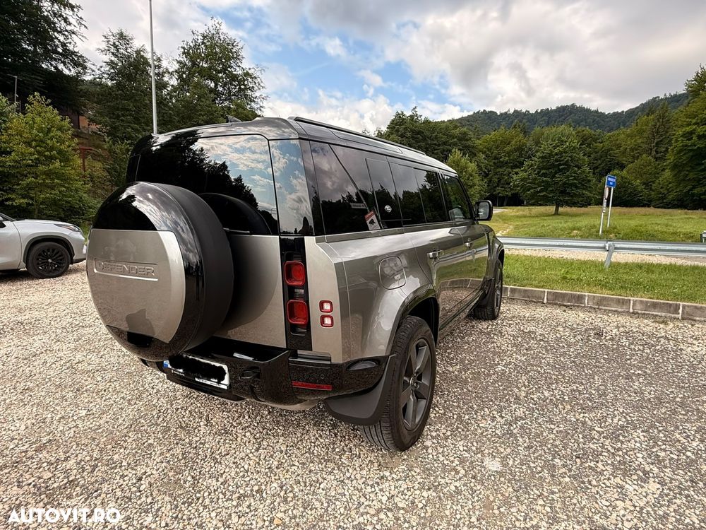 Land Rover Defender - 4
