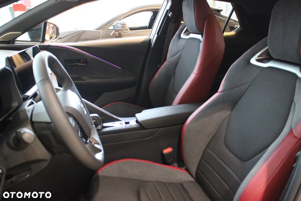 Toyota C-HR 2.0 PHEV Dynamic Force Tokyo Edition - 6