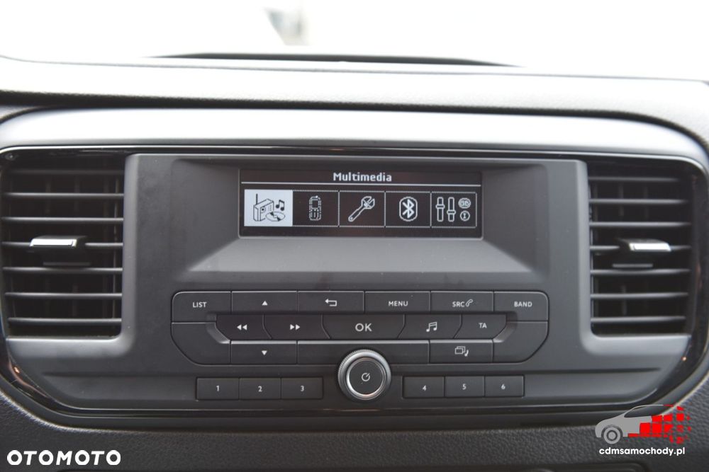Opel Vivaro - 24