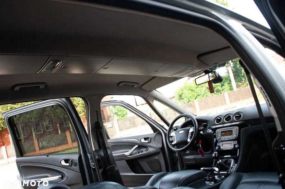Ford Galaxy 2.0 TDCi Ghia - 20