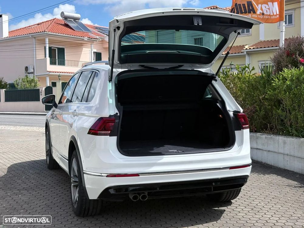 VW Tiguan 2.0 TDI R-Line - 28