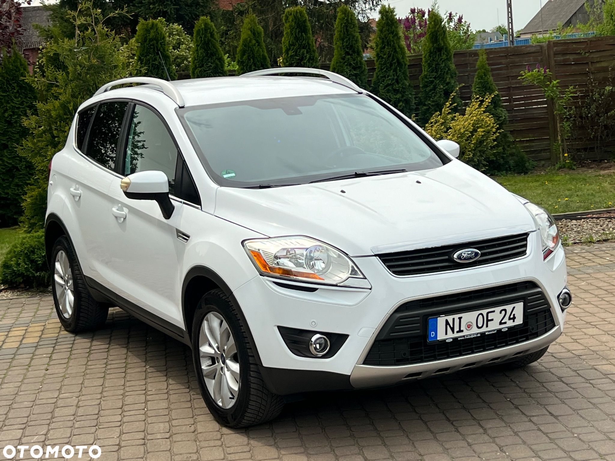 Ford Kuga 2.0 TDCi FWD Titanium - 1