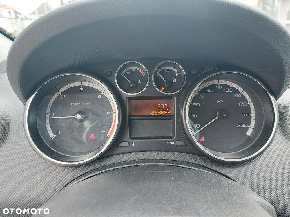 Peugeot 308 - 22
