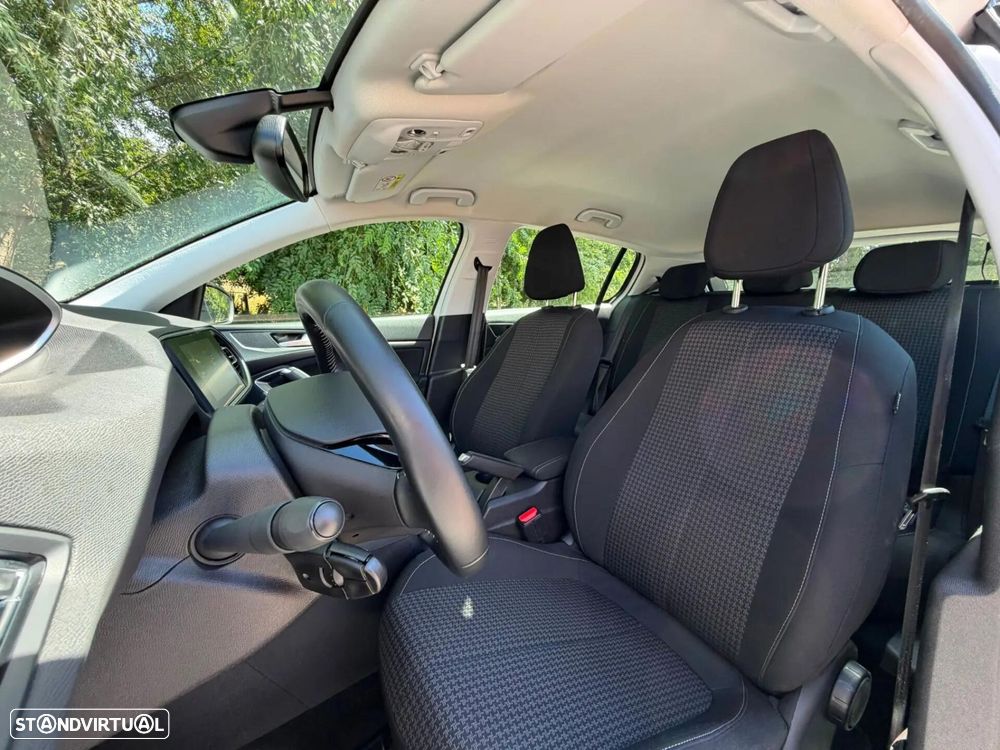 Peugeot 308 1.5 BlueHDi Active Pack - 28