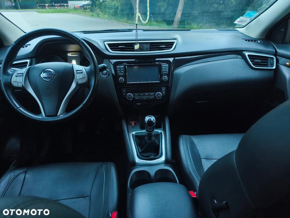 Nissan Qashqai - 16
