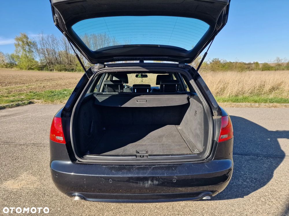 Audi A4 Avant 2.0 TDI - 16