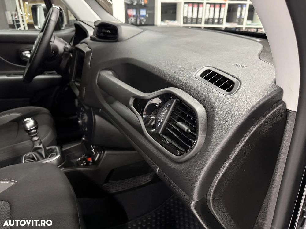 Jeep Renegade 1.0 T-GDI Night Eagle - 12