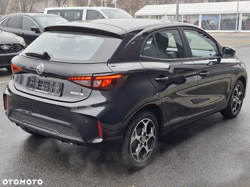 MG MG3 - 6