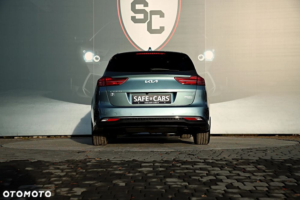 Kia Ceed 1.5 T-GDI M - 10