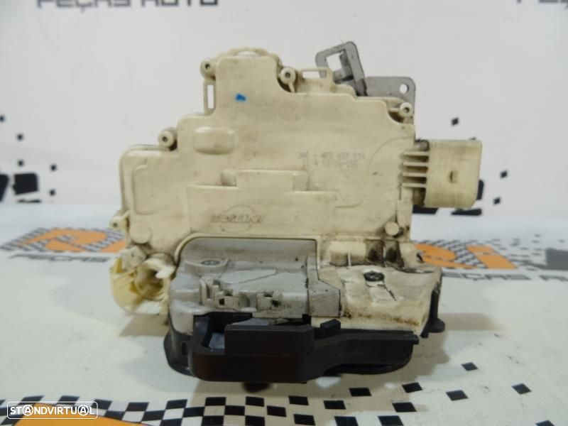 Fecho Da Porta Frente Direita Audi A3 (8P1)  4F2837016 / 4F2 837 016 - 3