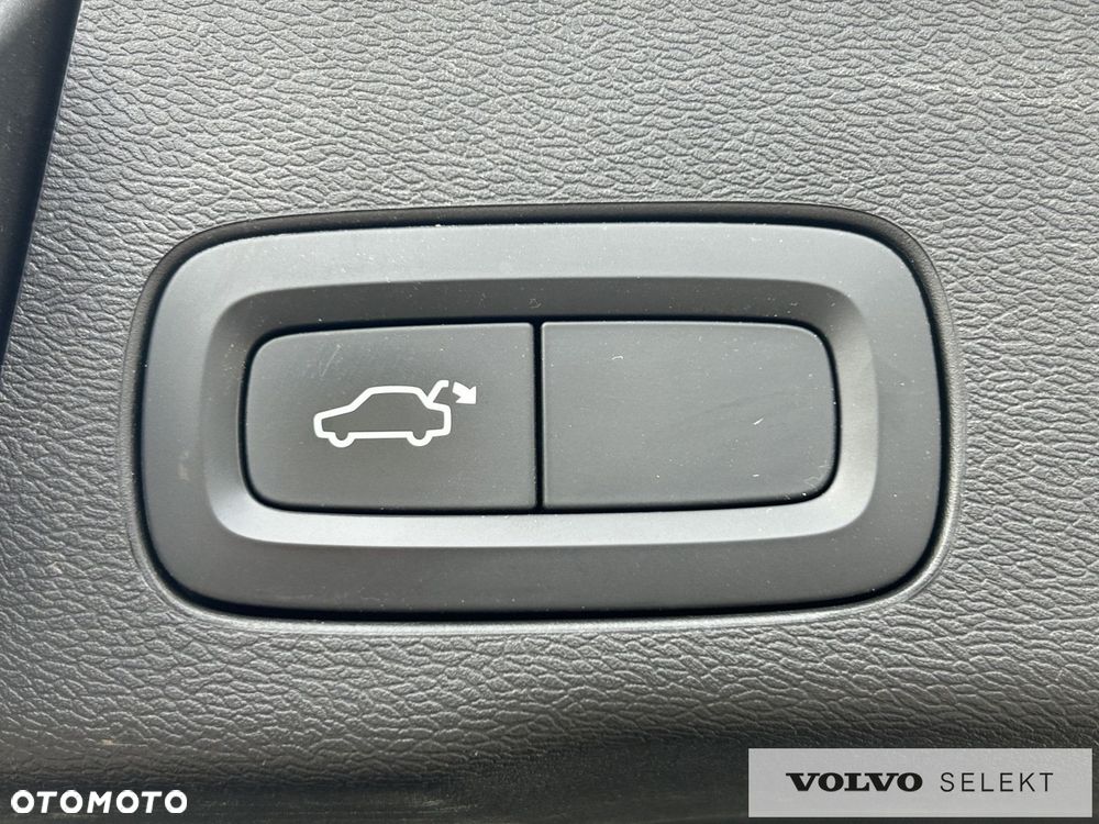 Volvo XC 60 - 24