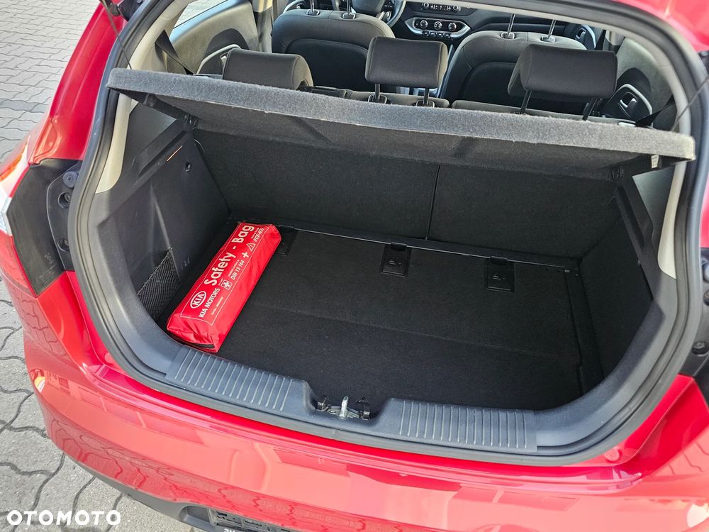 Kia Rio - 13