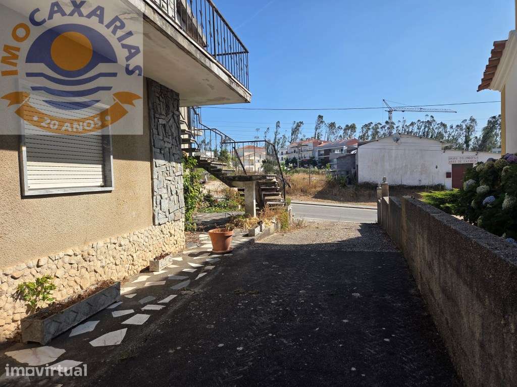 Moradia T3 com Loja e 1.000 m² de Terreno | Habitação Própria ou Ex... - Grande imagem: 4/45