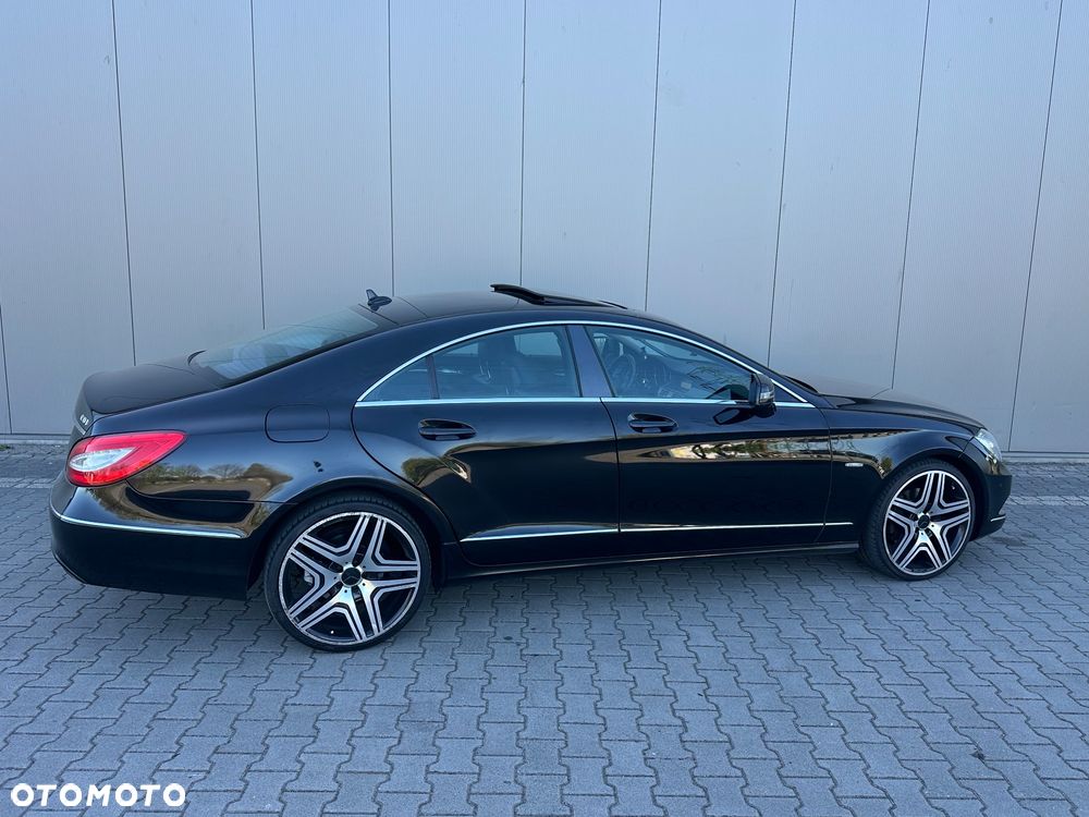 Mercedes-Benz CLS - 12