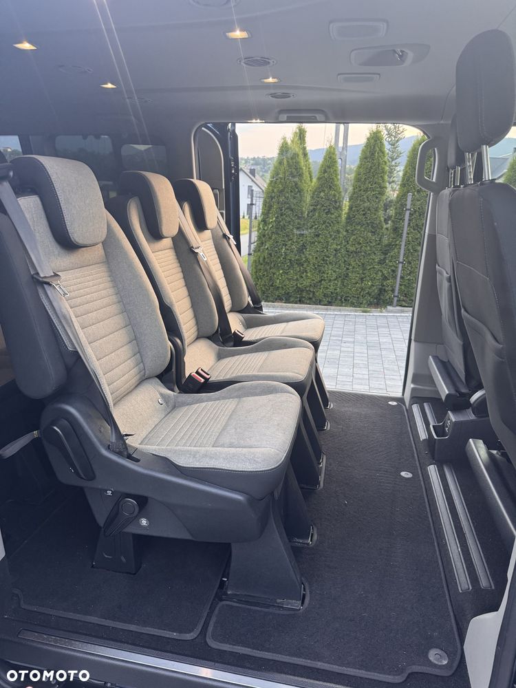 Ford Tourneo Custom - 2
