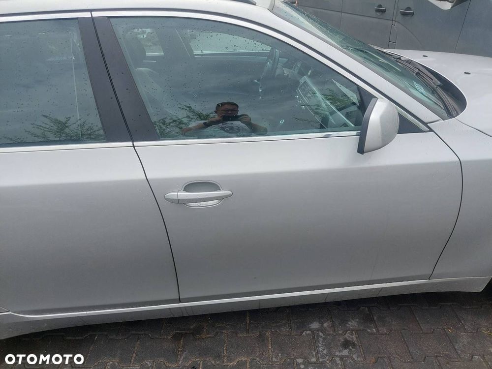 DRZWI KOMPLETNE PRAWY PRZÓD BMW E61 LCI 354/7 - 1