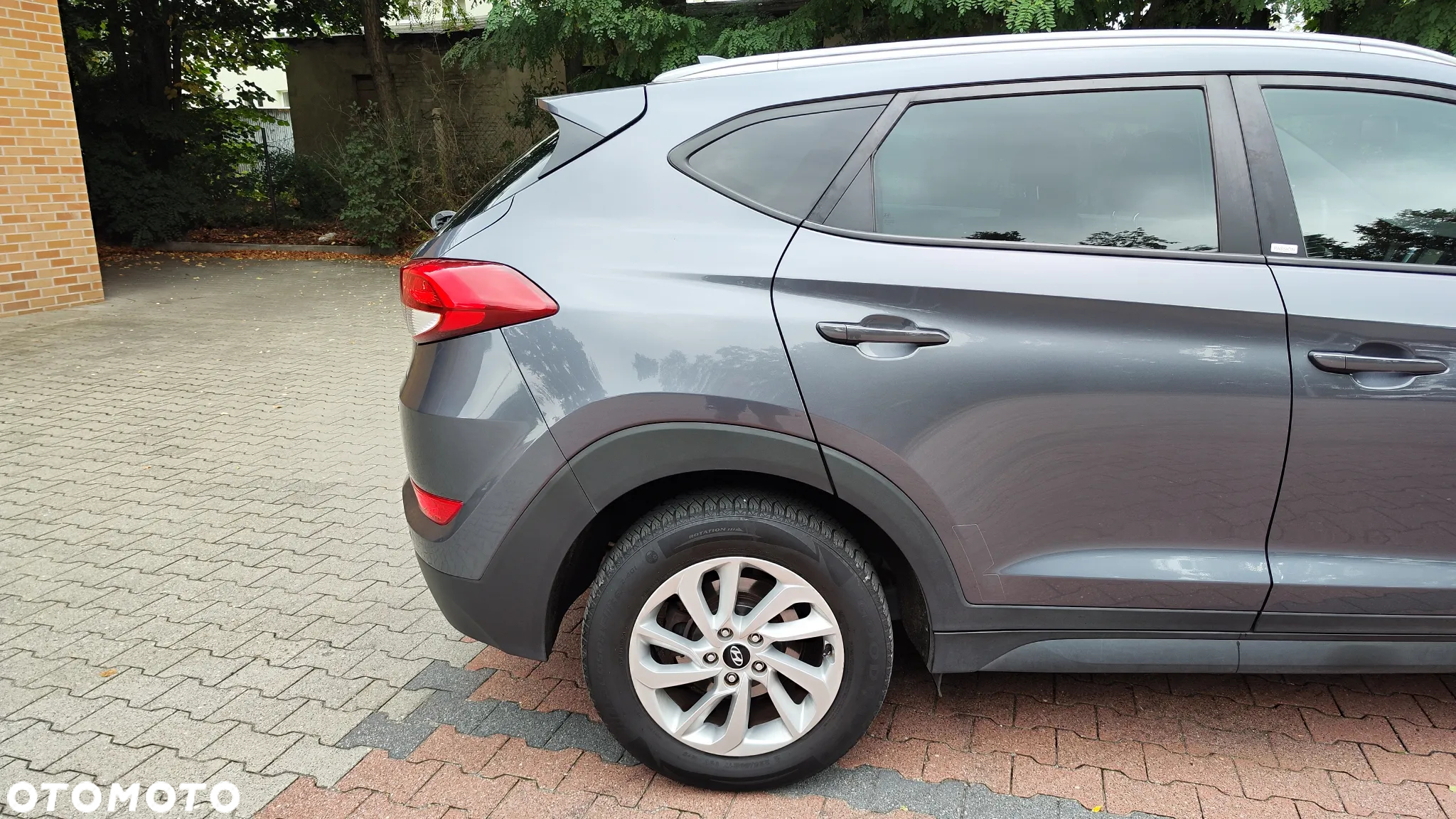 Hyundai Tucson blue 1.6 GDi 2WD Passion - 10