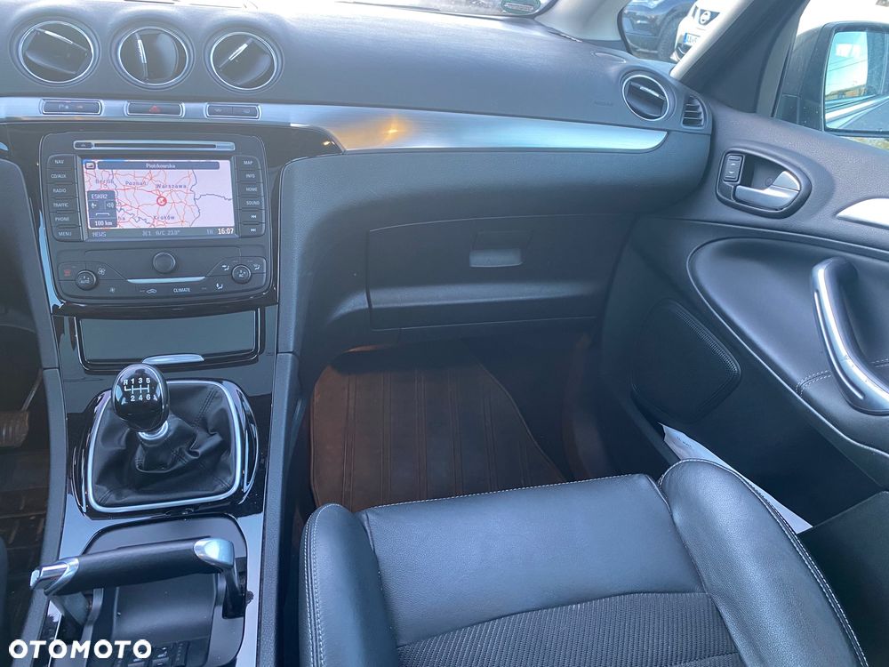 Ford S-Max 2.0 TDCi DPF Titanium X - 35