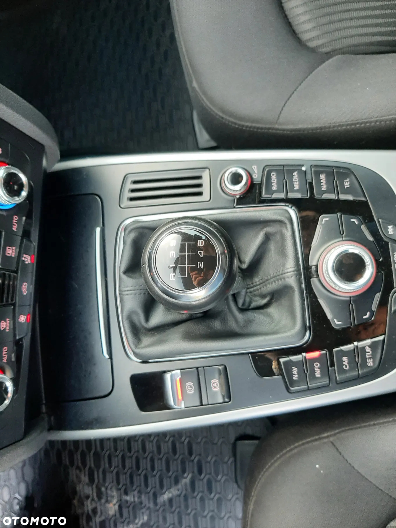Audi A4 2.0 TDI Quattro Line - 19