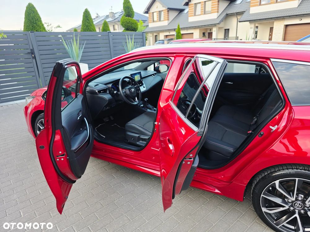 Toyota Corolla 2.0 Hybrid GR Sport - 11
