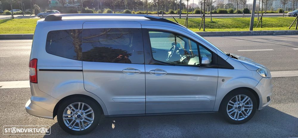 Ford Tourneo Courier 1.0 EcoBoost Titanium - 3