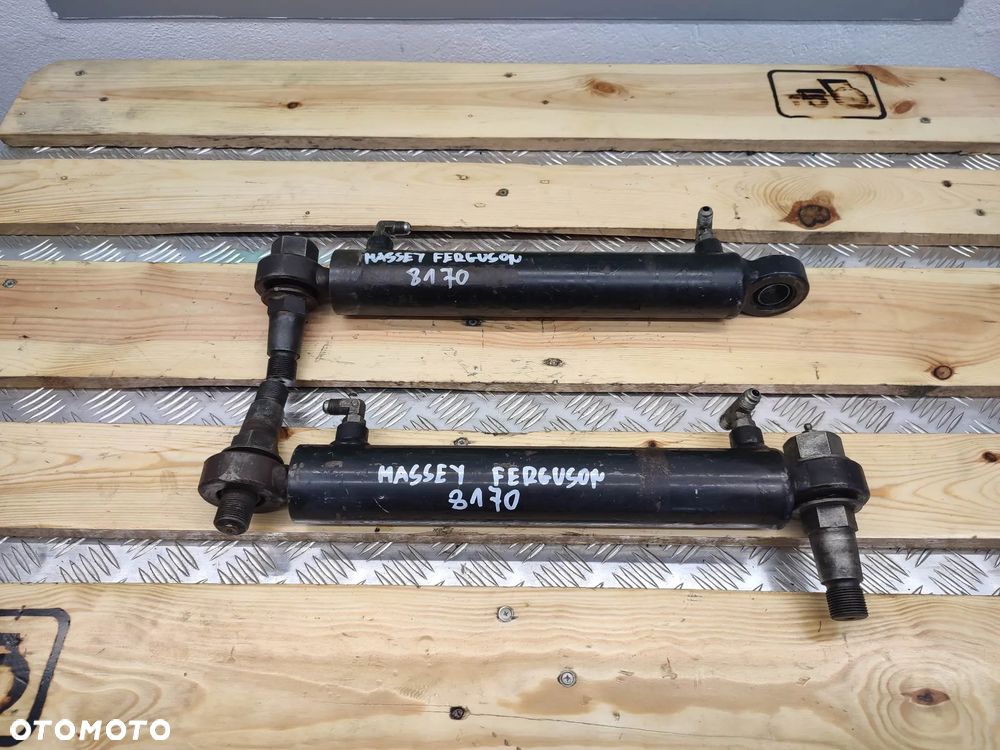 Siłownik skrętu osi Massey Ferguson 8170 - 4