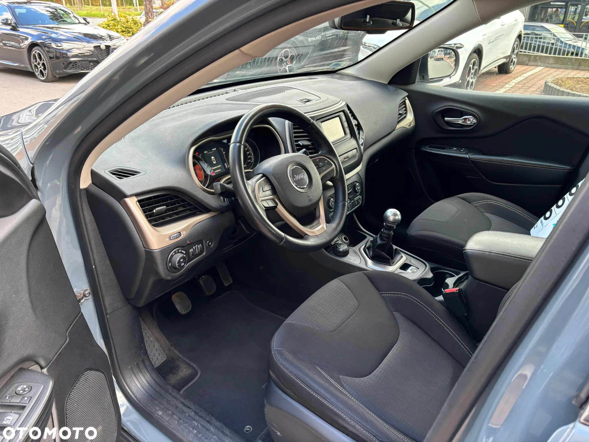 Jeep Cherokee 2.0 MJD Active Drive I Longitude - 22