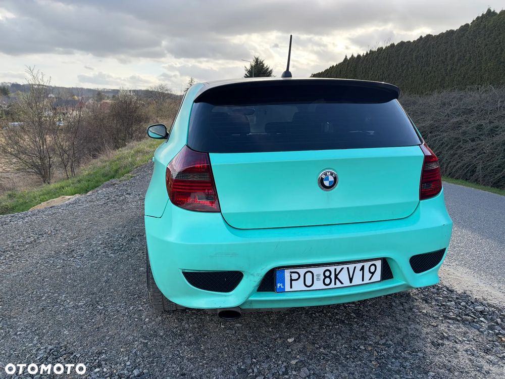 BMW Seria 1 2010 photo 2