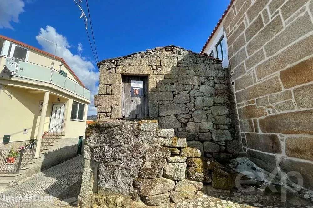 CASA EM RUINAS em Brunheda, Carrazeda de Ansiães - Grande imagem: 2/3