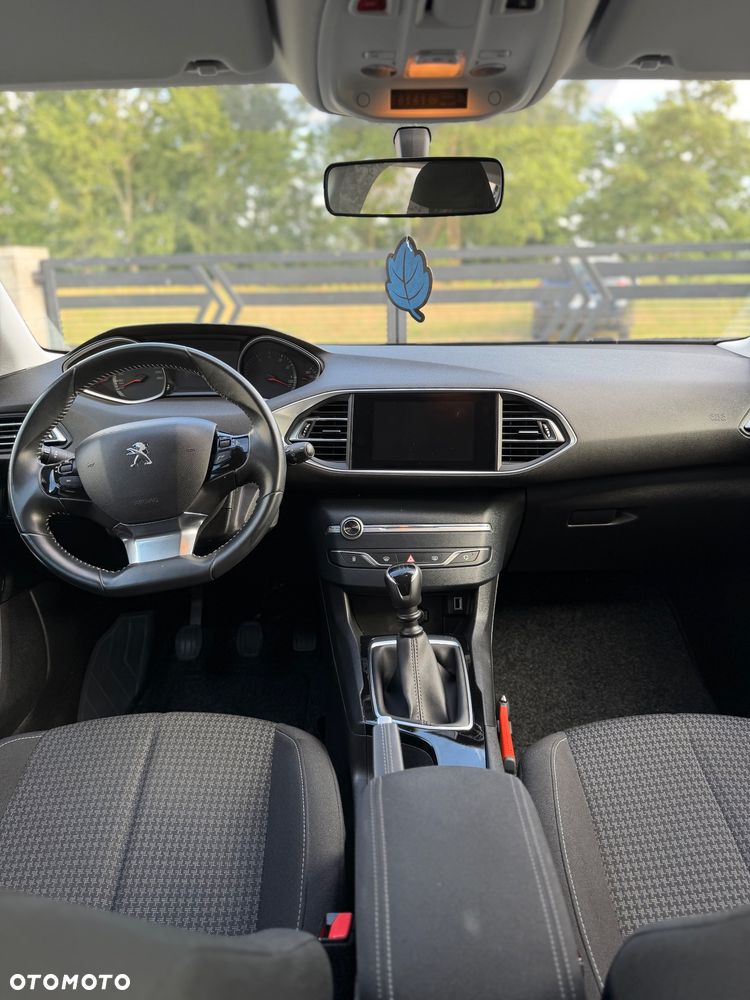 Peugeot 308 1.2 PureTech Access S&S - 15