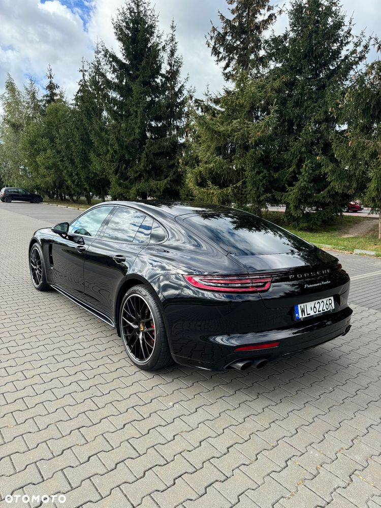 Porsche Panamera Turbo - 4