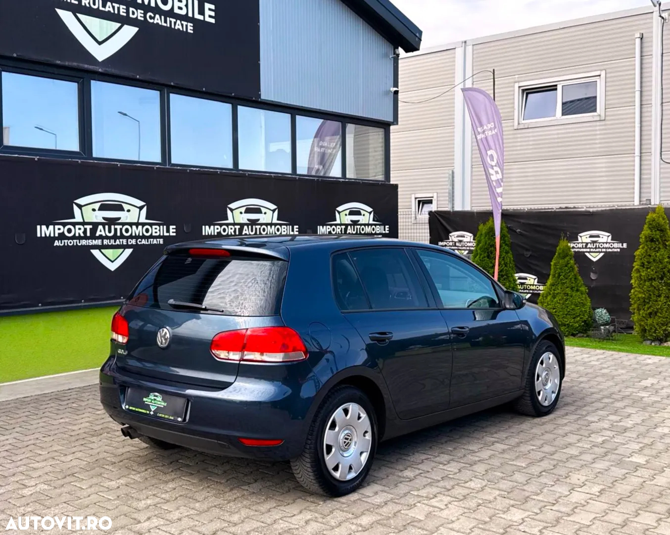 Volkswagen Golf - 11